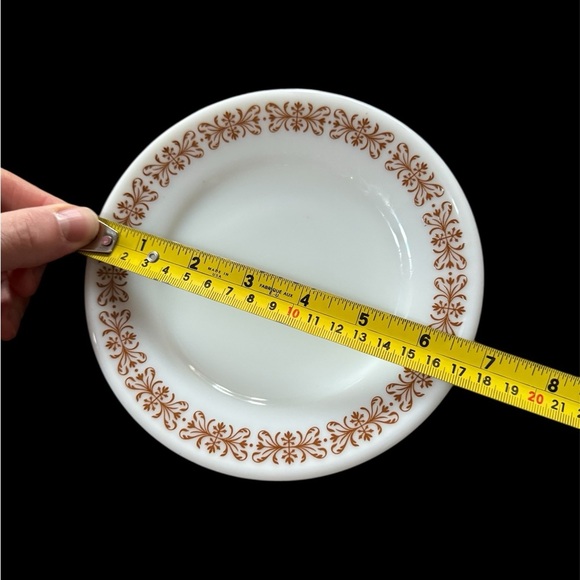 Pyrex Tableware by Corning Copper Filigree 5 Bread Plates 6.75" 704 EUC - Picture 2 of 3